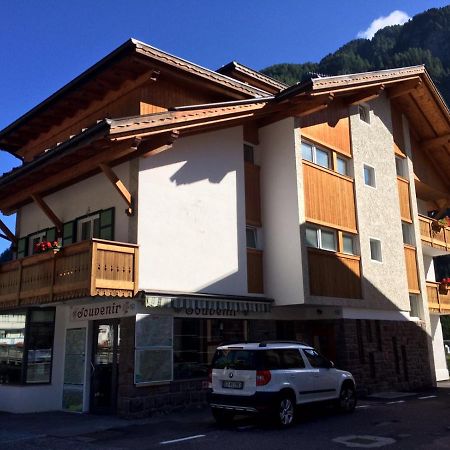 Casa Soraruf Lägenhet Campitello di Fassa Exteriör bild