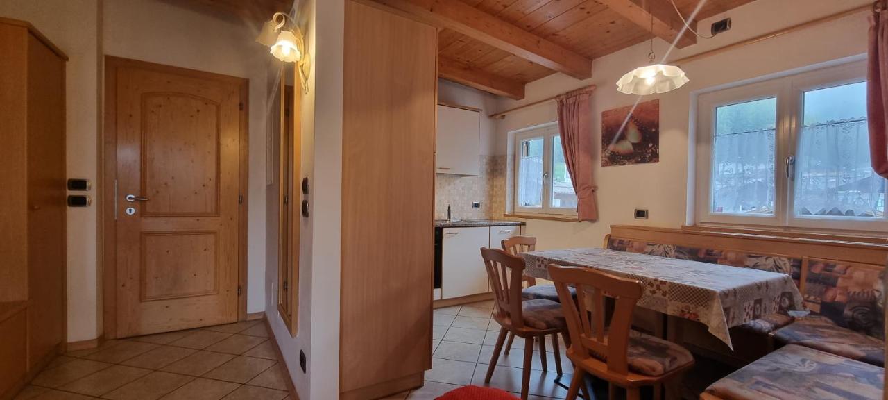 Casa Soraruf Lägenhet Campitello di Fassa Exteriör bild