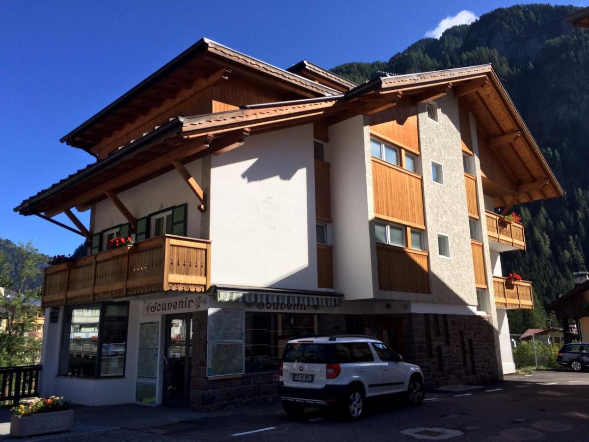 Casa Soraruf Lägenhet Campitello di Fassa Exteriör bild
