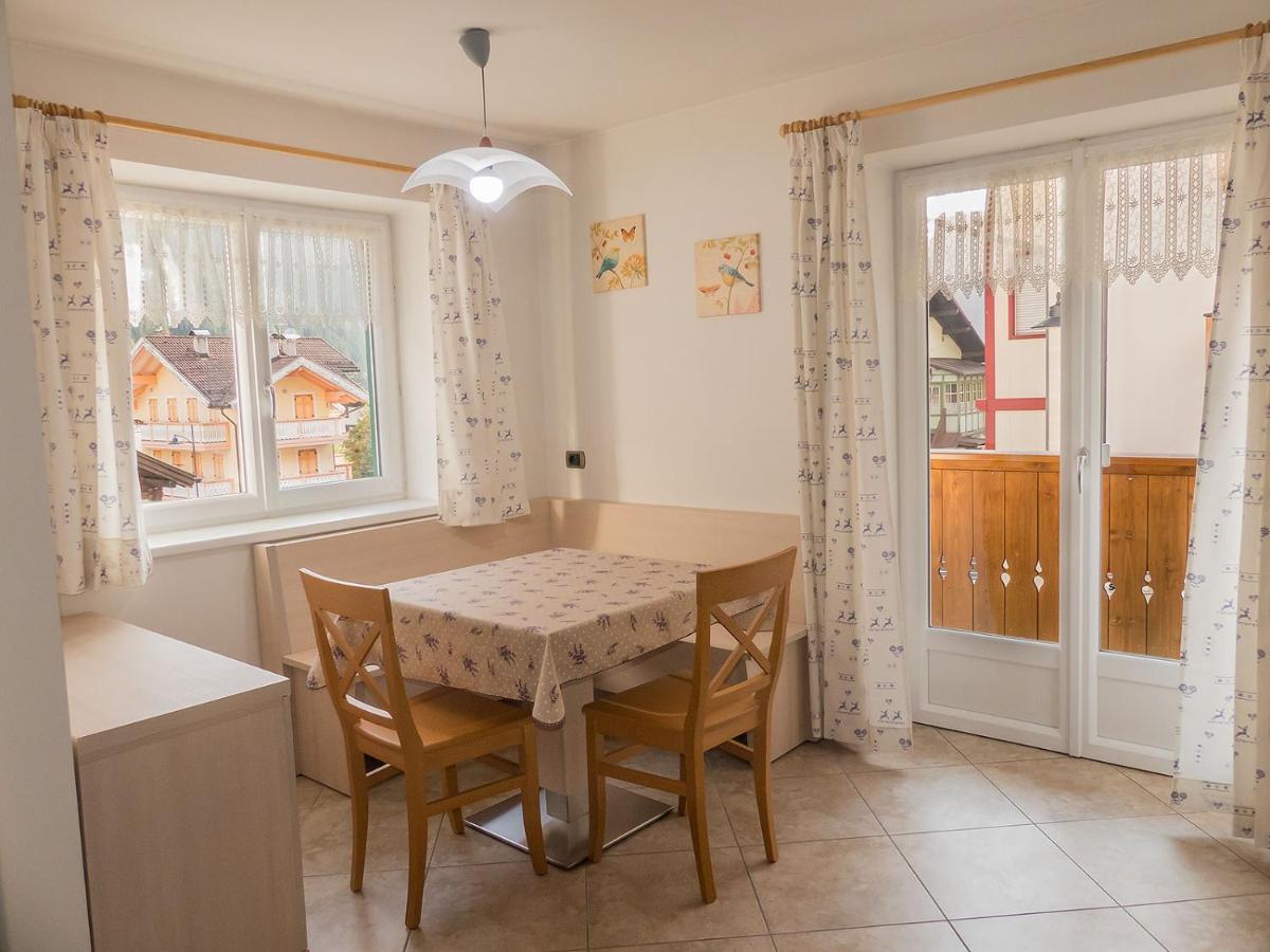 Casa Soraruf Lägenhet Campitello di Fassa Exteriör bild